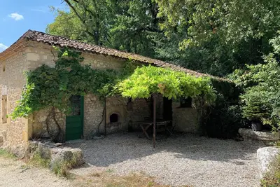 Image de Maison de charme en pleine nature au milieu de 20 ha de forêt et prairies