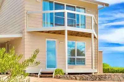 Image de The Nest Holiday Retreat—the ultimate coastal getaway for families or couples.