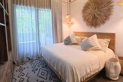 New 2Bdr unit step away from the Caribbean beaches