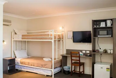 Image de Lilac City Motor Inn 1 Room Family 19