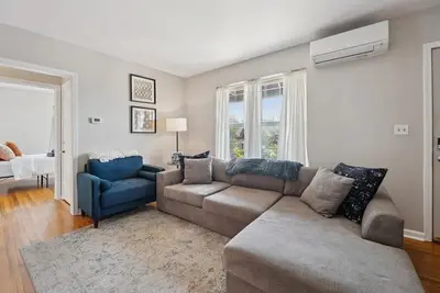 Image de Private Getaway in Downtown Saline Near Ann Arbor!