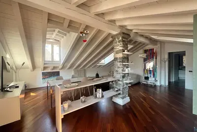 Vanessa's Art Rooftop