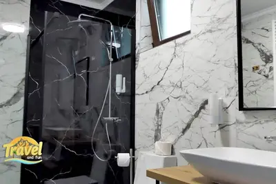 Image de 4-bedroom villa in perfect Novaci with Ac