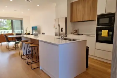 Image de Big Four Bedroom Family Home with Double garage