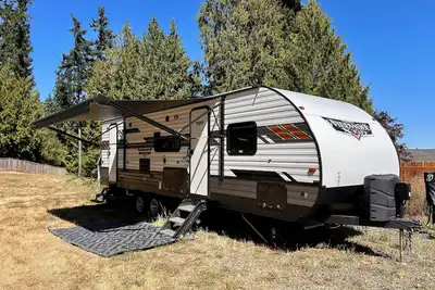 Image de Cozy Rv 5 mins to downtown Poulsbo