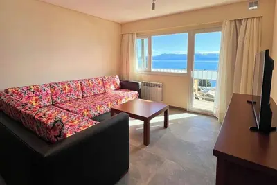 Image de Perfect Bariloche Unit with Lake View for Comfort & Nearby Outdoor Adventures
