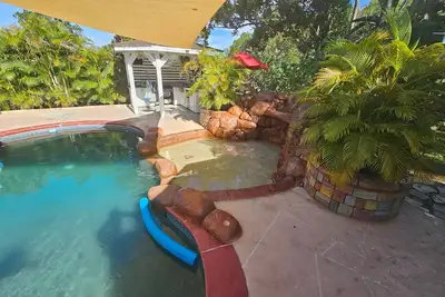 Image de Tampa Private Pool Oasis Retreat Near Everything