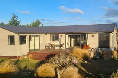 Image de South West Country Retreat. Located just 5 minutes from Te Anau.