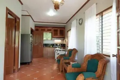 Image de Cliffvue Homestead — North House
