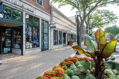Image de Modern Condo Downtown Holland: The Erie