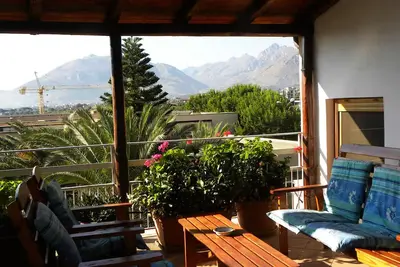 Image de Your Fantastic Holiday in a Quaint Village Near the Beach with Mountain Views! ! !