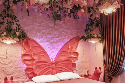 Image de Fairytale Athens Suites: The Blooming Chamber Suite