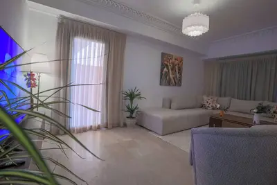 Image de Modern Apartment on Avenue Mohammed Vi – Steps from Menara Mall
