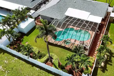 Image de Palm & Pool Retreat near beautiful Florida Gulf Beaches