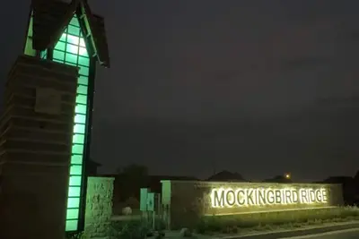 Image de New construction 3-bedroom house in beautiful Midland with 2 car garage access.