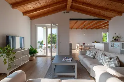 Villa avec vue sur le lac et barbecue
