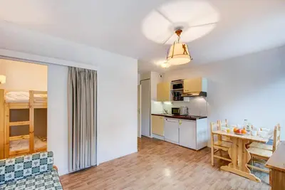 Image de À 100m des remontées, télévision, casier à ski, 31m², Luchon-Superbagnères