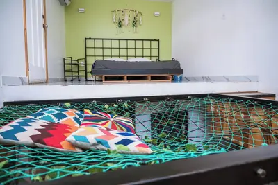 Image de Bottle House