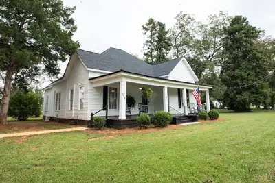 Image de Mother Allie's House - Childhood home of Rosalynn Carter/newly renovated/firepit
