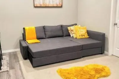 Image de Centre Street 2bed Upper Suite - 4408