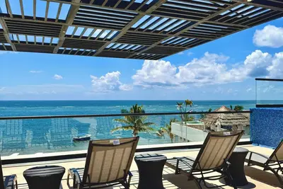 Image de Ocean View Rooftop Getaway