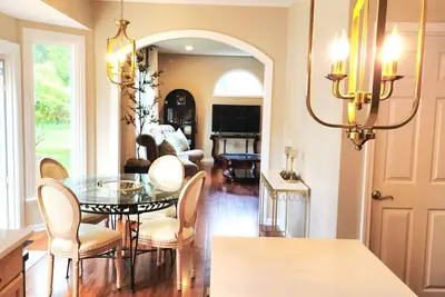 Image de Charming 4-bedroom suburban sanctuary