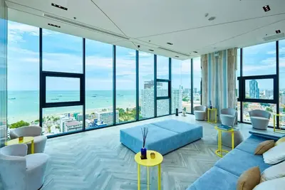 Image de Chambre 2 chambres avec vue sur la mer dans un excellent emplacement