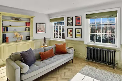 Image de Aldwark Mews Summary: