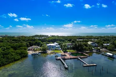Image de Flamingo Bay: Stunning 6br home with breathtaking open water views in Islamorada.