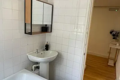 Image de 3 Bedroom property ideal for Work Stays - 20 mins walk to center