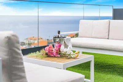 Image de Villa Ribeiro - Modern Luxury with Panoramic Ocean View.