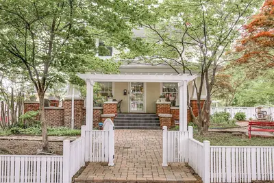 Stylish 4br Home in Tulsa for Groups