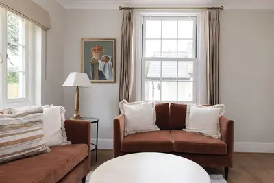 Image de A collection of 3 cottages that can be rented together, close to Arundel and Littlehampton