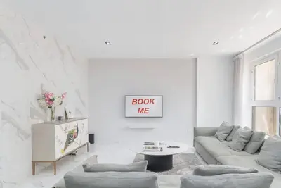 Image de StayShort - Jbr  2 Bed Apartment sleeps 4 with Sea Views!