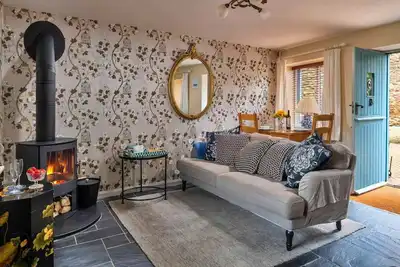 Image de Coulscott Bantam Cottage