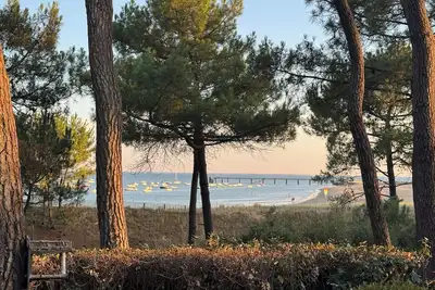 Image de Maison face à la mer, 4 chambres 3 salles d' eau, à 80m de la plage