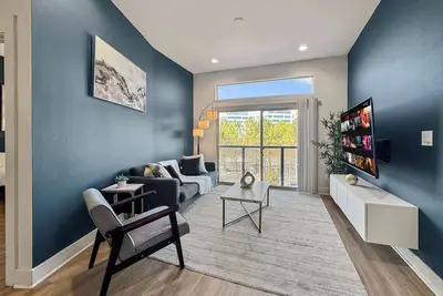 Image de Luxury 2bd in Deep Ellum w/ Pool Gym Free Parking