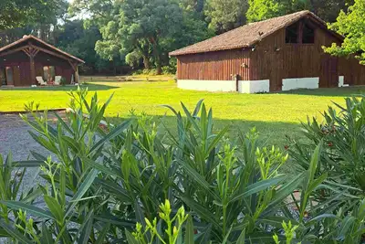 Image de Maison à Léon, piscine, salle de sport et de jeux, grand espace, à 5 min du lac
