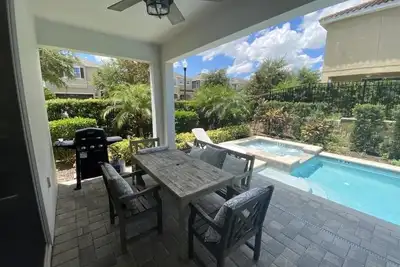 Image de New! Elegant 8br Retreat w/ Private Pool, Spa & Family-Friendly Comfort