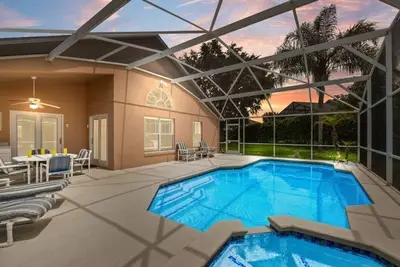 Image de New! Oak Island Gem Cozy 4br Pool Home Near Disney