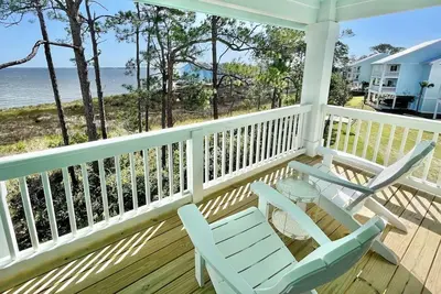 Image de ChilSea: Kayak, Sup, Views & more!