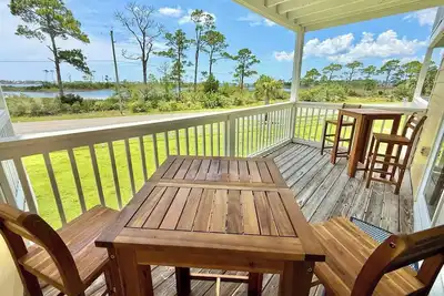 Image de Tideaway: Great Views, 2 Kayaks, Sup, pool & more!