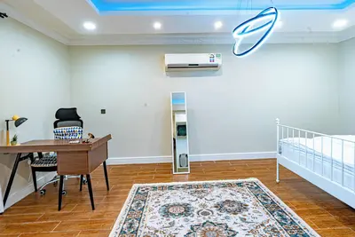 Image de 1br I Smart Entry + Private Terrace + 65\" T