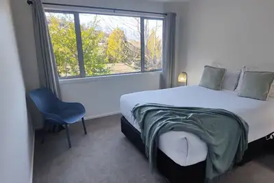 Image de Nice Views | Mountains, Central Cbd, Courtyard