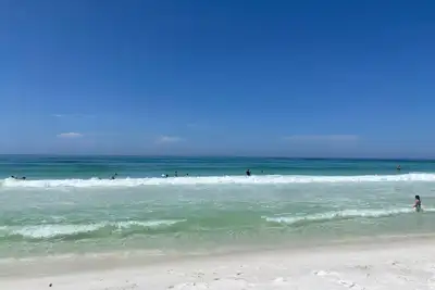 Image de Cozy beach retreat 5 minutes to Grayton, Seaside Beach and 30a!