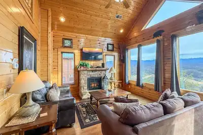 Image de On Eagles Wings・Panoramic Views・Hot Tub・Game Room・Resort Access