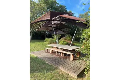 Image de Maison 13 couchages avec jardin arboré et calme