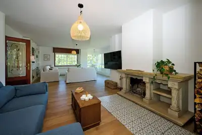 Image de Casa Santi - 10 minutes from Santiago capacity 14 people
