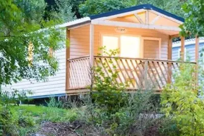 Image de Mobil home avec terrasse pour 4 personnes à Meyrueis