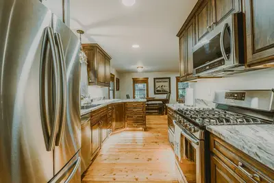 Image de Spotted Bear Cabin - For 6